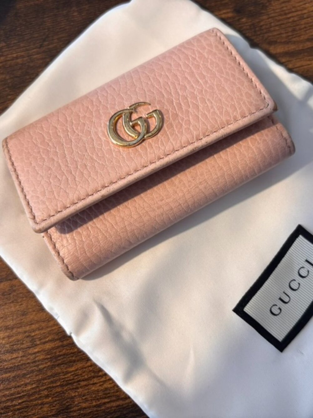 Gucci GG Marmont 6 Key Holder Case Dusty Pink Leather Gold Double G Italy